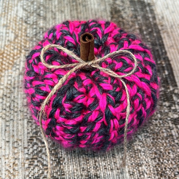 Crochet Hot Pink & Grey Pumpkin - Picture 3 of 3